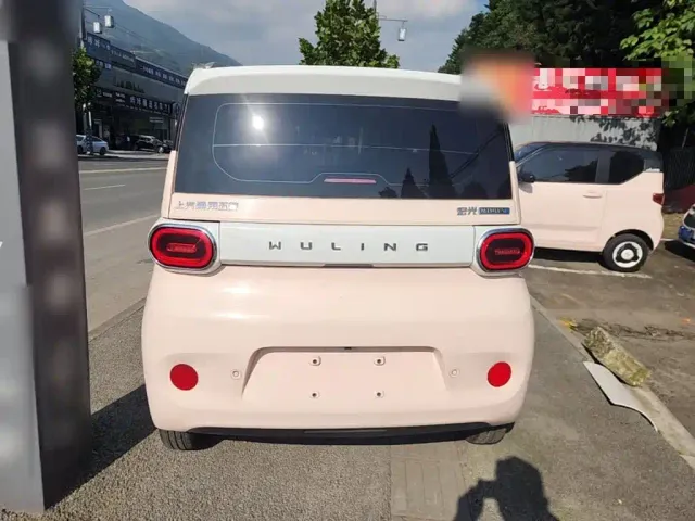 Wuling Hongguang Mini EV — Фото автомобиля 5