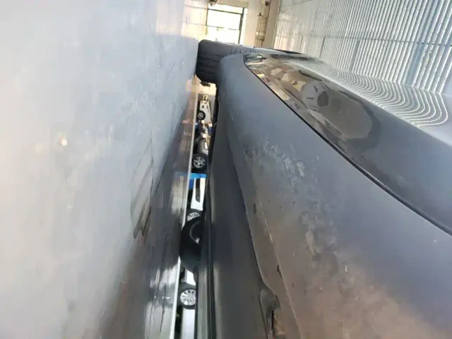 Tesla Model Y — Фото автомобиля 20