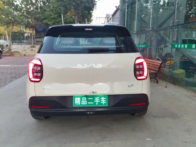 GAC AION UT super — Фото автомобиля 6