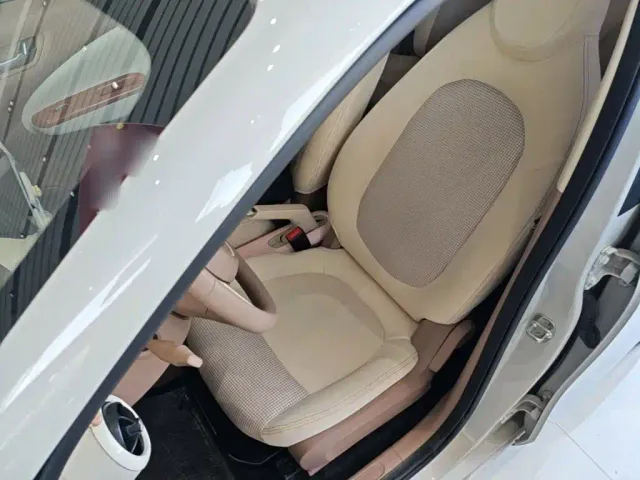 Wuling Hongguang Mini EV — Фото автомобиля 14