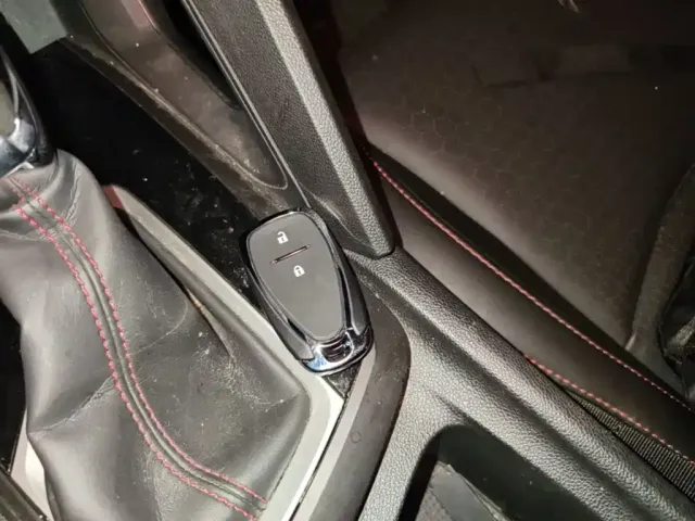Chevrolet Volando 2020 Mild Hybrid Redline 530T Automatic Premium Edition (5+2 seater) — Фото автомобиля 8