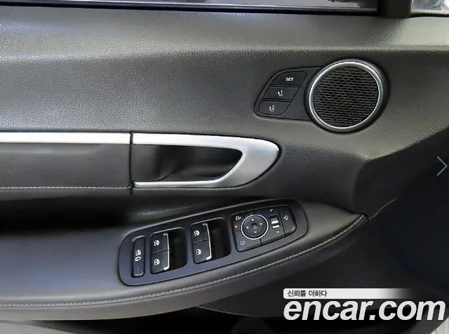 Hyundai Sonata — Фото автомобиля 17