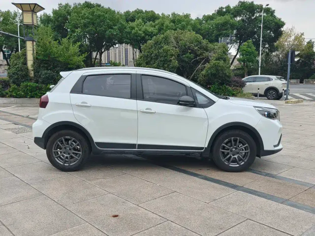 Livan X3 PRO — Фото автомобиля 7