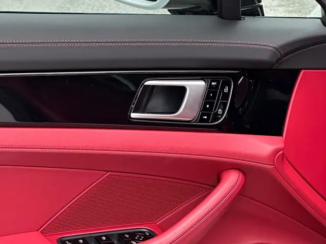 Porsche Panamera 2021 Model Panamera 2.9T — Фото автомобиля 26