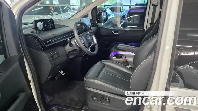 Hyundai Staria Staria L3.5 Lounge 7 мест — Фото автомобиля 8
