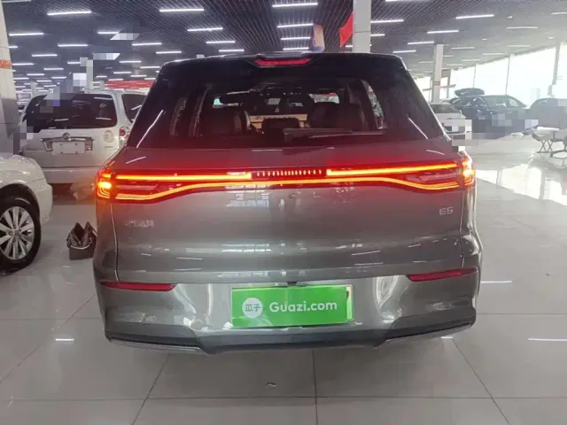 Geely Galaxy E5 — Фото автомобиля 5