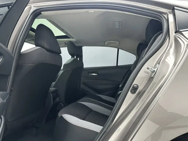 Toyota Corolla — Фото автомобиля 6