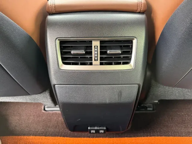 Lexus RX — Фото автомобиля 21