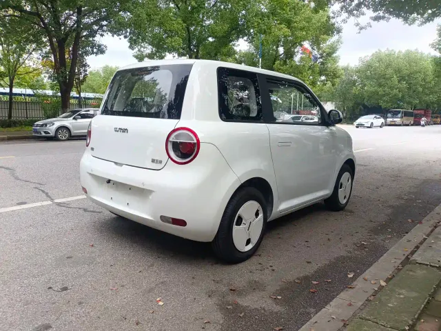 Changan Lumin — Фото автомобиля 9