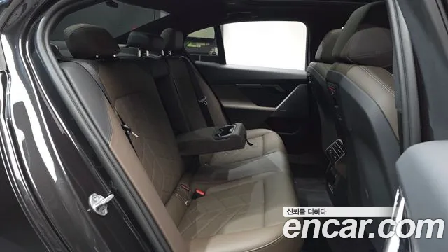 BMW 5-Series 5 серия (G60) 523d M Sport — Фото автомобиля 13