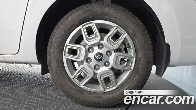 Hyundai Staria — Фото автомобиля 6