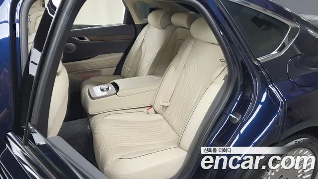 Genesis G80 Бензин 2.5 турбо AWD — Фото автомобиля 12