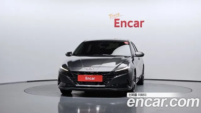 Hyundai AVANTE Inspiration — Фото автомобиля 3
