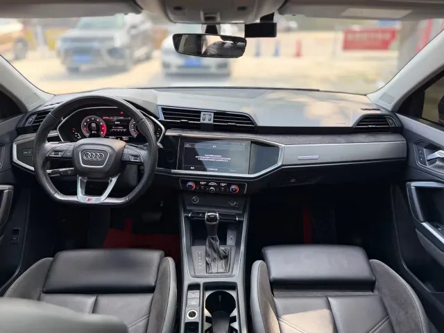 Audi Q3 Sportback — Фото автомобиля 11