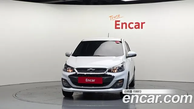 Chevrolet Spark — Фото автомобиля 3