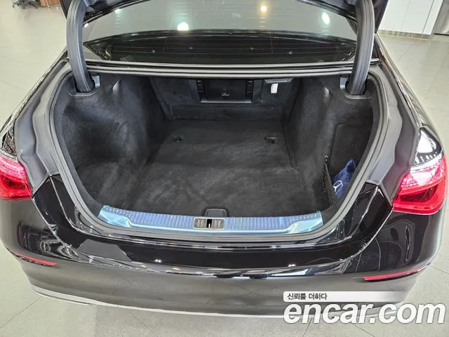 Mercedes-Benz S-Class W223 — Фото автомобиля 17