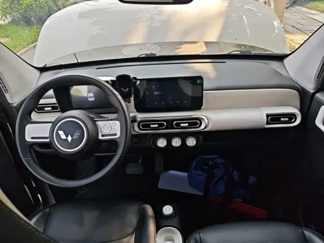 Wuling Hongguang Mini EV — Фото автомобиля 9