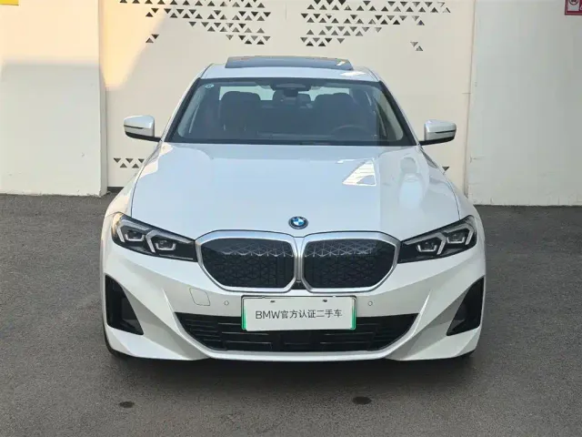 BMW i3 — Фото автомобиля 2