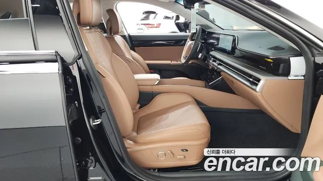Hyundai Grandeur GN7 — Фото автомобиля 16