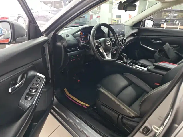 Nissan Sylphy 2023 1.6L CVT Deluxe Edition — Фото автомобиля 11