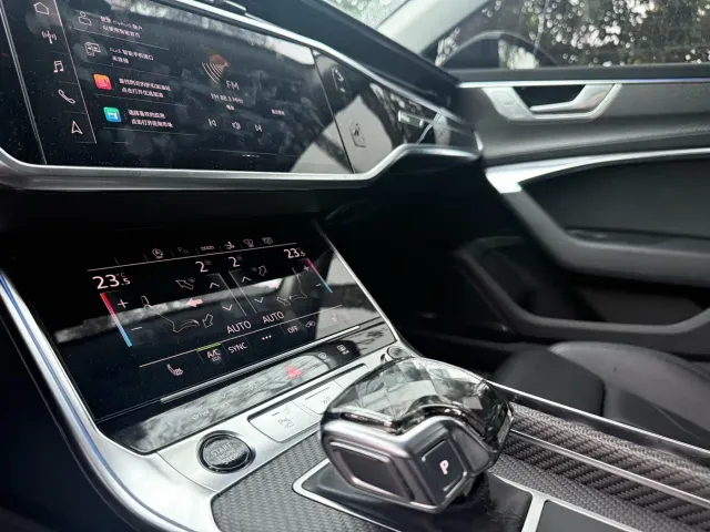 Audi A7 — Фото автомобиля 10