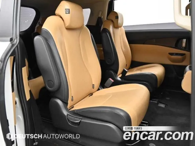 Kia Carnival 4th Gen — Фото автомобиля 11