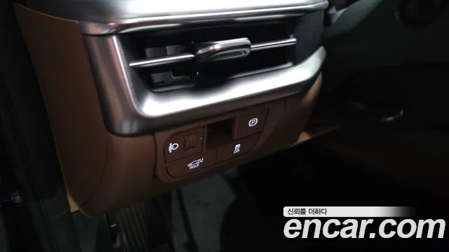 Hyundai Grandeur GN7 — Фото автомобиля 28