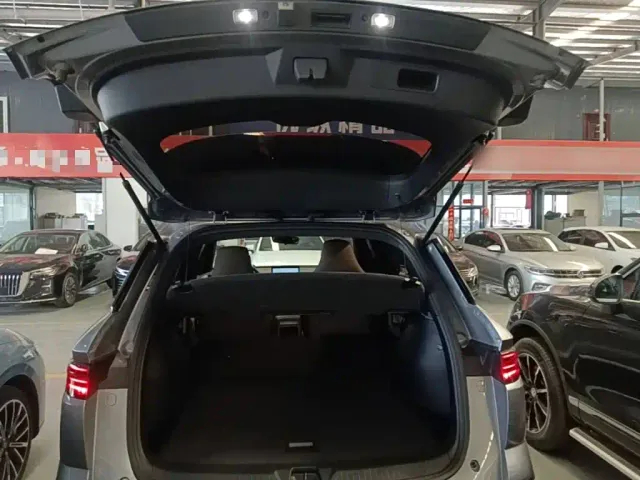 BYD Song Pro — Фото автомобиля 18