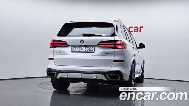 BMW X5 xDrive 40i M Sport — Фото автомобиля 4