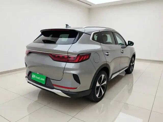 BYD Song PLUS — Фото автомобиля 6