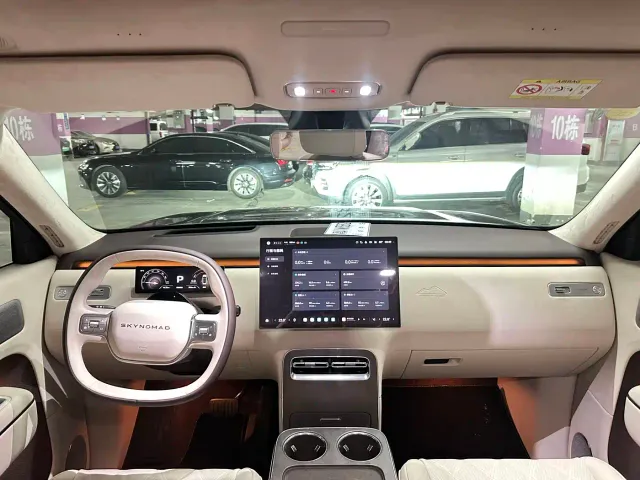 Xiaomi SUV — Фото автомобиля 10