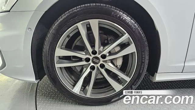 Audi A6 45 TFSI quattro Premium — Фото автомобиля 4
