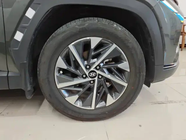Hyundai Tucson — Фото автомобиля 6
