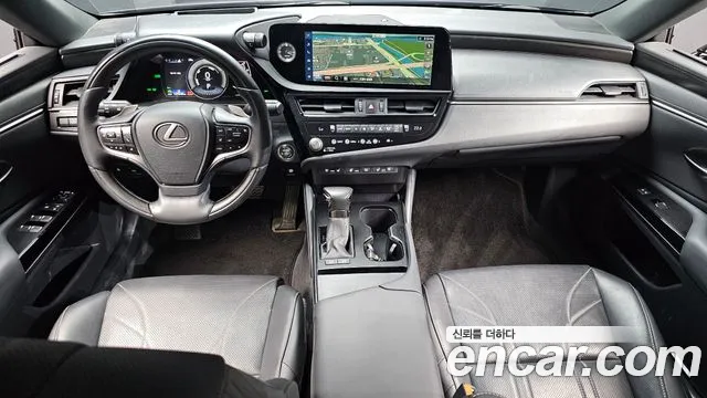 Lexus ES — Фото автомобиля 7