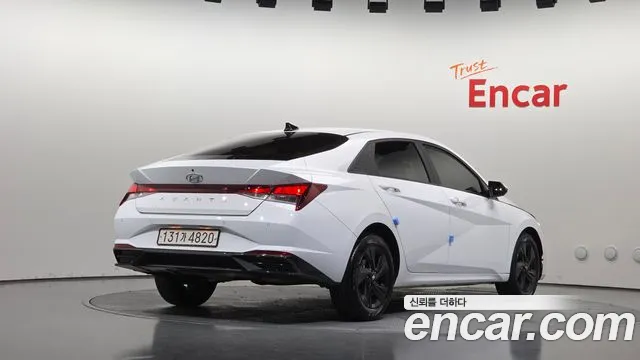 Hyundai Avante — Фото автомобиля 2