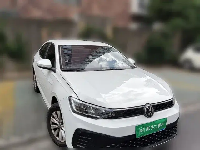 Volkswagen Lavida — Фото автомобиля 23