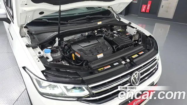 Volkswagen Tiguan — Фото автомобиля 5