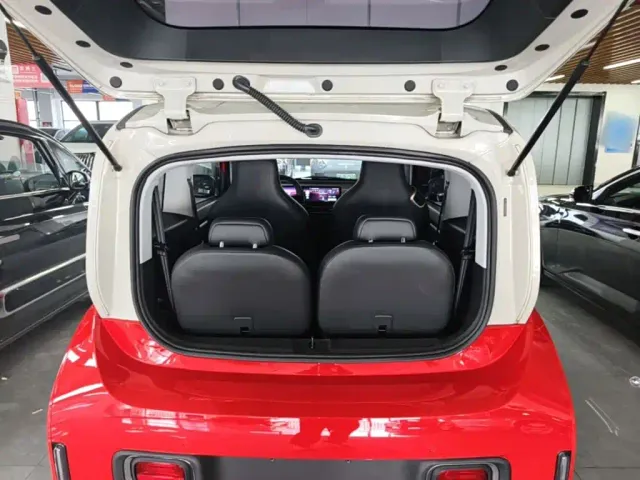 Baojun KiWi EV — Фото автомобиля 18