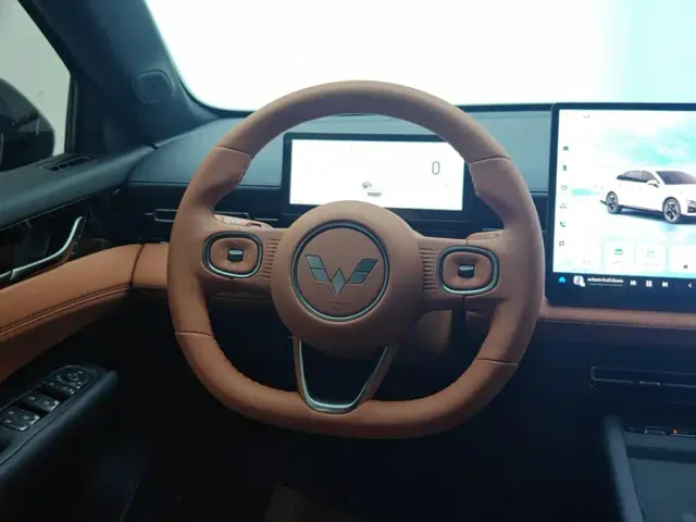 Wuling Starlight — Фото автомобиля 15