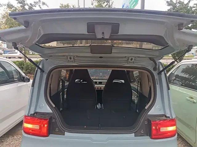 Wuling Hongguang Mini EV — Фото автомобиля 18