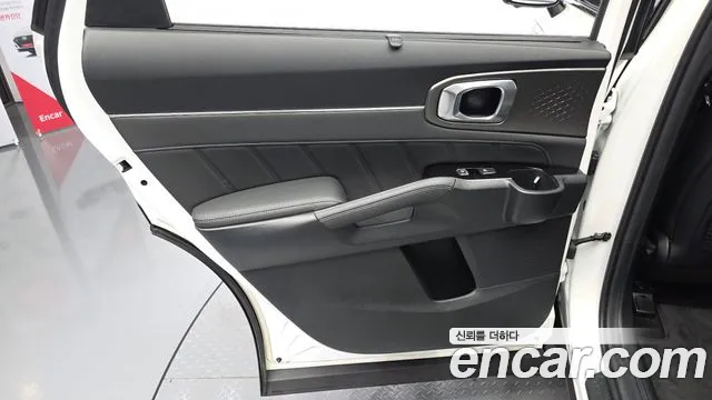 Kia Sorento Sorento 4-е поколение Бензин 2.5T 2WD — Фото автомобиля 24