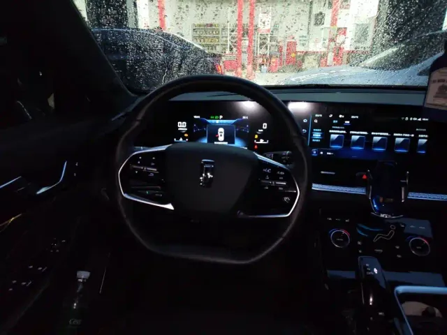 Besturn Bestune B70S 2023 1.5T All-round Guardian — Фото автомобиля 12