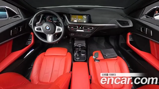 BMW 1 Series F40 — Фото автомобиля 7