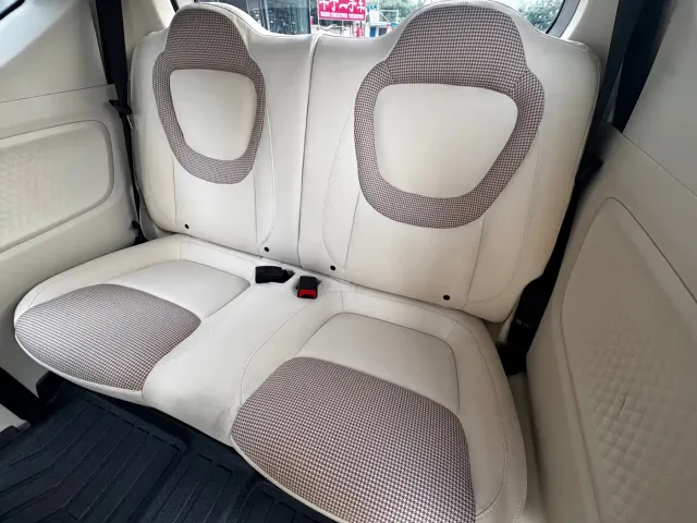 Wuling Hongguang Mini EV — Фото автомобиля 9