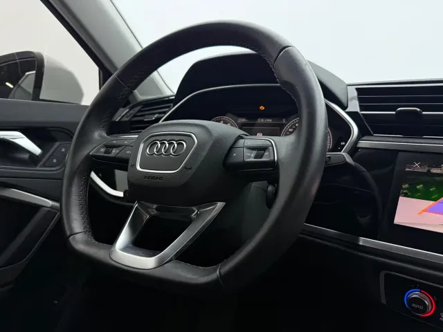 Audi Q3 — Фото автомобиля 16