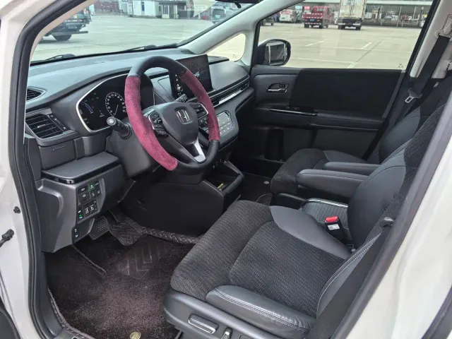 Honda Elysion — Фото автомобиля 7