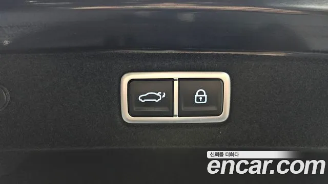 Hyundai Grandeur GN7 — Фото автомобиля 20