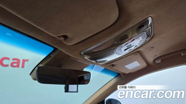 Genesis G90 Бензин 3.5 турбо AWD — Фото автомобиля 25