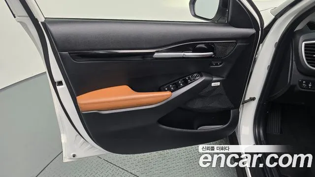 Kia Seltos — Фото автомобиля 13