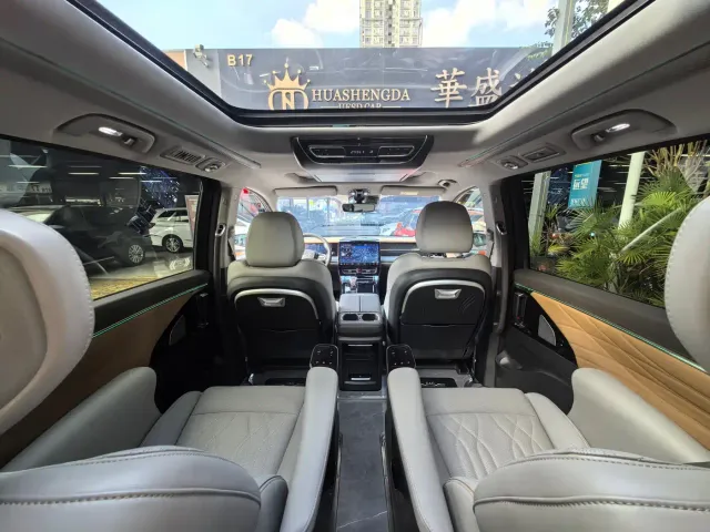 GAC Trumpchi M8 — Фото автомобиля 20